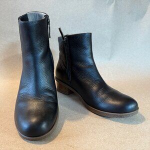 Dansko Daisie Black Waterproof Boots - Size 38 (fits like a US size 8)
